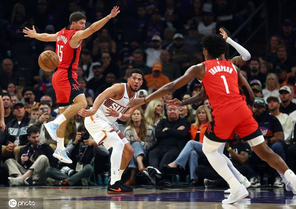 无KD火箭开发进攻新手段 阿门变箭头硬刚老战友